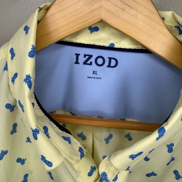 IZOD Pineapple Print Short Sleeve Button Down Shirt Yellow Men’s XL - Picture 3 of 4